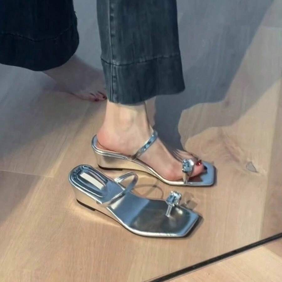 Women Platforms & Wedge Sandals