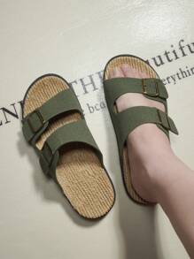 DISARCON New Summer Men's Sandals, High-End/Fashion/Versatile/Business/Plus Size Men's Shoes, Metal Double Buckle Design, Adjustable Classic Retro Slide Sandals, Suitable For Outdoor Leisure And Vacation, Non-Slip/Breathable/Durable/Beach Slippers, Indoor And Outdoor Bathroom Home Slippers For All Seasons