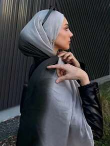 1件波西米亚风水彩印花头巾/围巾，适合女性，适合户外和日常佩戴，可搭配面纱服饰。 - 黑灰漸變 - 查看 1