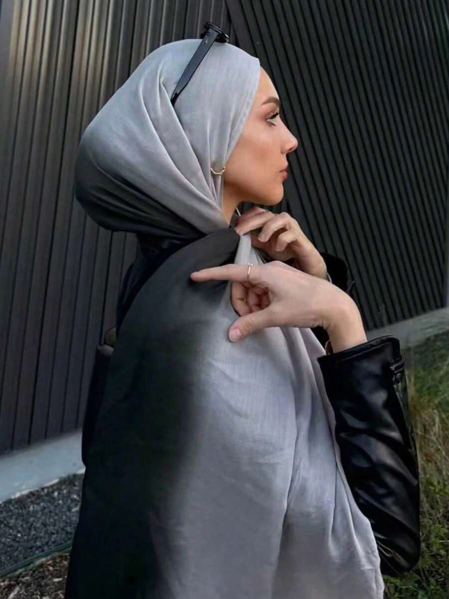 1件波西米亚风水彩印花头巾/围巾，适合女性，适合户外和日常佩戴，可搭配面纱服饰。 - 黑灰漸變 - 查看 1