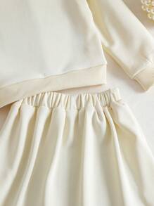 2pcs/Set Young Girl Casual Polo Collar Embroidery Top And Pleated Skirt