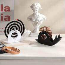 1/2/4/6pcs Snail-Shaped Mosquito Coil Holder With Cleaning Brush - Fireproof Anti-Scald Mosquito Repellent Stand With Dust Collector, Durable Plastic Home Decor, Suitable For Bedroom, Bathroom, Office, In White And Black Colors