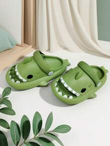 1 pieza Pantuflas de interior casuales para niños, diseño de tiburón de dibujos animados cómodo para usar en exteriores, material EVA anti-colisión y antideslizante, para niños y niñas - Verde - Ver 4