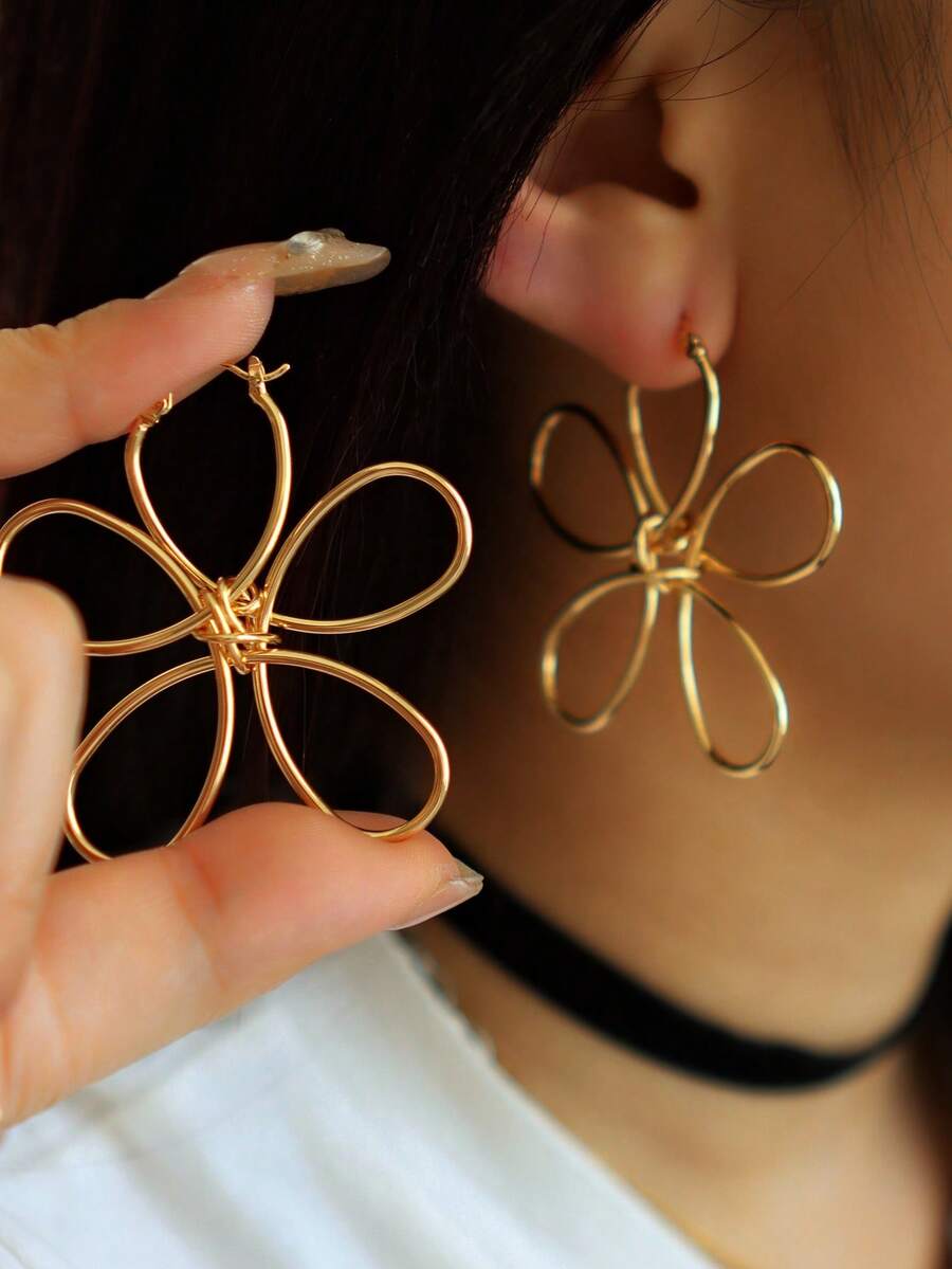 1 对时尚简约镂空花卉不对称设计耳环，适合女士日常、度假、约会、情侣礼物