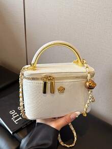 百搭休闲手提包，时尚蛇皮纹理材质，适合携带手机、口红、零钱