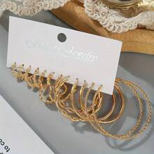 Set de 32 piezas de pendientes de estilo vintage punk de metal para mujeres, pendientes de aro con forma de corazón y de estoperol geométricos, joyas encantadoras aptas para uso diario (forma de estoperol aleatoria)