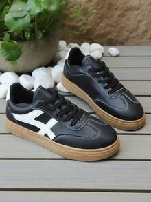 女士新款系带黑色牛津鞋，大码女鞋，现代时尚户外/校园/休闲运动鞋 - 黑色 - 查看 1