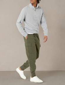 Essentials Men's Cargo Fleece Jogger Sweatpant - Azul y blanco - Ver 5
