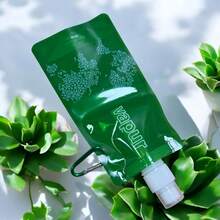 KIT 2 PIECES Foldable, Flexible And Reusable Squeeze Water Bottle - Green - View 2