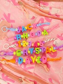 1 件定制颜色亚克力字母钥匙扣，精致独特的钥匙扣，时尚，个性化，首字母姓名标签，适合送给朋友的返校礼物，父亲节/母亲节礼物，生日礼物，个性化礼物，适合周年纪念礼物 - 彩色 - 查看 5