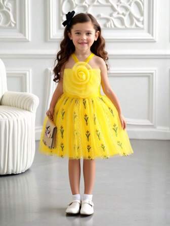 1 件年轻女孩公主裙，针织亮黄色罗纹无袖连衣裙，3D 大花朵装饰，优雅可爱的花卉薄纱下摆，春夏季时尚休闲日常连衣裙