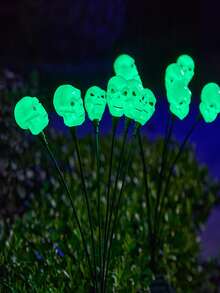 太阳能万圣节骷髅头灯，6 个 LED 户外装饰，太阳能防水 IP44 适用于庭院、花园、小路、草坪和入口，耐候绿色发光水滴设计，万圣节装饰万圣节装饰灯家居装饰派对装饰万圣节装饰房间装饰万圣节花园装饰礼物仙女