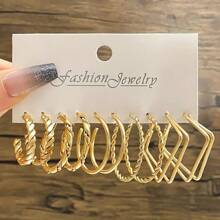 Set de 32 piezas de pendientes de estilo vintage punk de metal para mujeres, pendientes de aro con forma de corazón y de estoperol geométricos, joyas encantadoras aptas para uso diario (forma de estoperol aleatoria)
