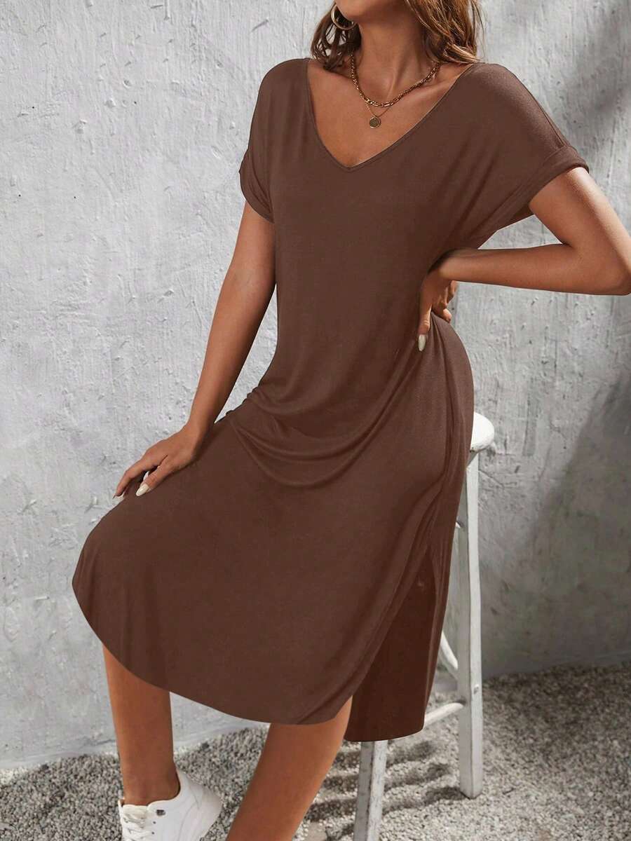Women's Solid Color Pocket Split Hem Casual T-Shirt Dress For Date Night - Coffee Brown - View 1