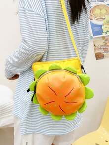 1 件汉堡主题斜挎包。卡哇伊向日葵汉堡包。适合学校郊游的可爱休闲背包。充满活力的 3D 花卉设计，中心为橙色和红色旭日图案，顶部为黄色拉链。适合青少年女孩的俏皮迷你钱包，可爱卡通美学单肩包。非常适合办公室、大学、工作、商务、通勤、户外活动、旅行、郊游等场合。