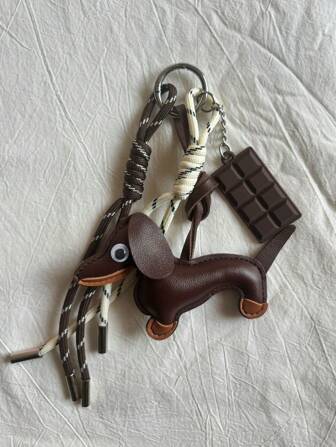 Ins- 腊肠犬巧克力设计独特的个人风格钥匙扣包饰编织钥匙扣情侣背包装饰