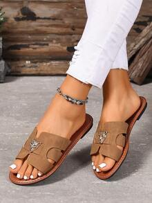 春夏新款时尚品牌H型拖鞋，女士休闲露趾凉拖，罗马风格一脚蹬穆勒鞋，黑色/米色/棕色平底舒适凉鞋，博主推荐沙漠钥匙扣法式优雅水钻厚底坡跟凉鞋，夏季沙滩鞋，浪漫法式平底圆头拖鞋，简约室内防滑户外穿鳄鱼纹凉鞋，百搭金属装饰平底拖鞋