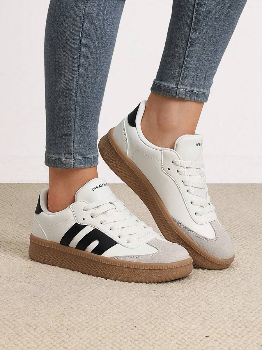 Women Casual Sneakers Low-Top Tennis Sneakers Lace-Up Footwear Comfortable Fashion Walking Sneakers Shoes Back To School - 白色 - 查看 1