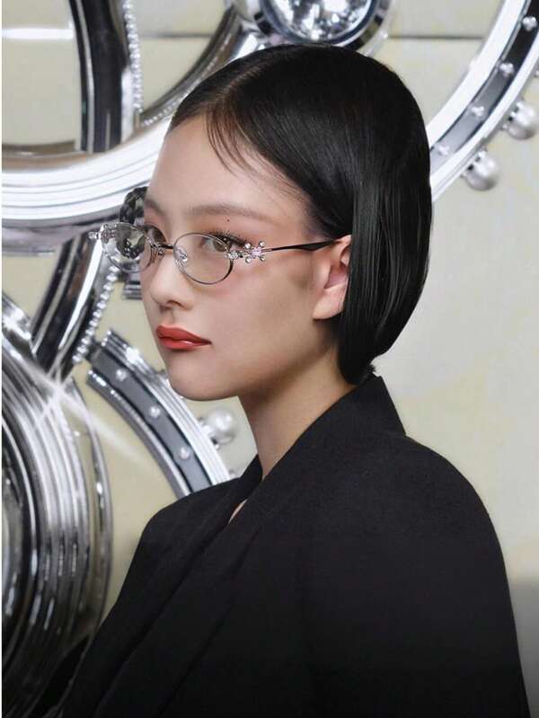 INS Retro Oval Metal Eyeglass Frames With Diamond Rhinestones - High-End Small Frame Unisex Fashion Glasses For Men & Women