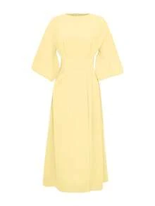 فستان طويل أنيق للنساء بأكمام ثلاثة أرباع مزين بطيات غير متماثلة وفتحة جانبية، لون أحادي، مناسب للارتداء اليومي