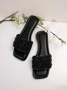 Nuevas sandalias holgadas de moda con adornos de perlas y cristales, punta cuadrada anti-deslizante, versátiles para playa/resort, para mujer de talla grande