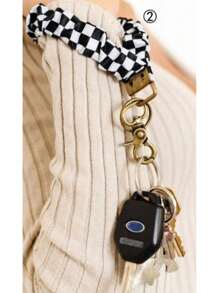 Wristlet Keychain For Women, Scrunchie Bracelet Key Ring With Clip Closure, Stretchy Wrist Lanyard,Keychain For Car Keys,Black And White Checkered Pattern,Daisy Pattern, Striped Pattern School