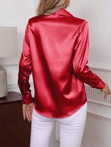 Elegant Women's Collared Button Front Silky Crepe Long Sleeve Blouse, Solid Color For Daily Commute - 紅色 - 查看 2