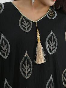 2026新款斋月传统优雅银色串珠刺绣阿拉伯女式长袍，饰有流苏V领和喇叭袖，时尚别致 - 黑色 - 查看 4