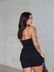 Conjunto Feminino Anarruga Premium Cropped Batinha Tomara que Caia e Saia Curta Franzida na Lateral - Preto - Visão 3