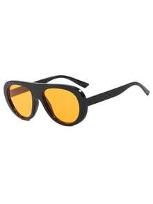 一副复古玳瑁框绿色镜片时尚眼镜，适合男士佩戴，是夏季度假、海滩、驾车、徒步旅行的理想之选，可与其他服饰搭配，打造时尚学院风，是返校季的完美选择。 - 桔色 - 查看 4