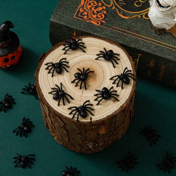 50 pièces Mini araignées noires factices - Décoration effrayante pour Halloween et le Jour des Morts - Décoration de farce pour la maison pour le salon, la cour et le jardin