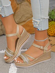 Giày sandal đế xuồng dày dặn cổ điển mùa hè mới dành cho nữ, trang trí dệt vàng sang trọng, quai cài khóa sau, sandal đế xuồng mũi tròn thời trang ngoài trời, thích hợp cho kỳ nghỉ biển. - Vàng - Xem 4