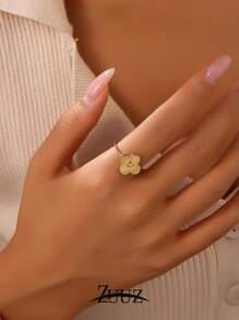 1 pieza Anillo ajustable con forma de trébol de cuatro hojas de acero inoxidable cuadrado a la moda para mujer, adecuado para uso diario, como regalo