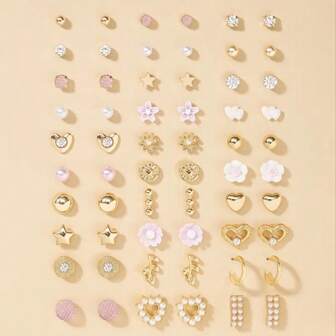 1 套 30 对时尚金色耳环套装，适合女士佩戴，采用锌合金和不锈钢防过敏耳钉制成，适合日常佩戴和度假，专为女性设计