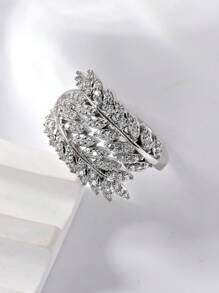 1pc Luxury Cubic Zirconia Leaf Shape Women's Ring,Copper Gold Plated Open End Adjustable Ring,Summer Beach Vacation Fashion Accessories,Elegant Women's Jewelry For Everyday,Holiday,Party,Vacation,Wedding,Valentine's Day Gift.