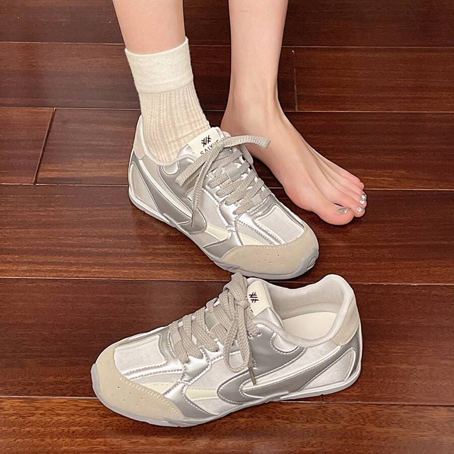 Women Loafers Shoes - 米色 - 查看 1