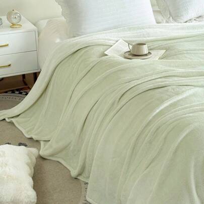 1pc Solid Color Flannel Blanket, Suitable For Bedroom, Sofa, All Seasons