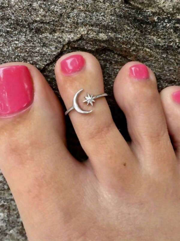 Anillo midi envolvente de color plata con luna y estrella | Anillo ajustable para el dedo del pie