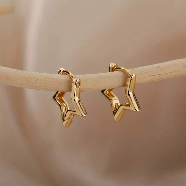1 paire de boucles d'oreilles clous étoile élégantes pour femmes, boucles d'oreilles de style affaires de base unisexe