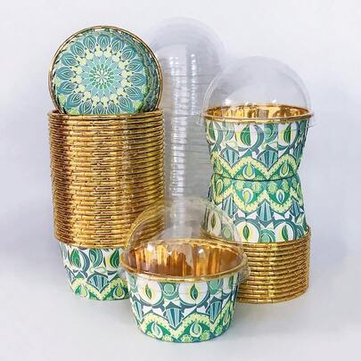 Cakegiugiu Lot de 50/100 caissettes à cupcakes de style bohème avec couvercles, moules à muffins jetables avec couvercles, caissettes de cuisson résistantes à la chaleur, caissettes à muffins brillantes, moules à muffins, ustensiles de cuisson, caissettes à gâteaux à bords recourbés, support à gâteaux, parfait pour les mariages et les fêtes d'anniversaire