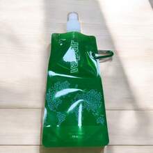 KIT 2 PIECES Foldable, Flexible And Reusable Squeeze Water Bottle - Green - View 3