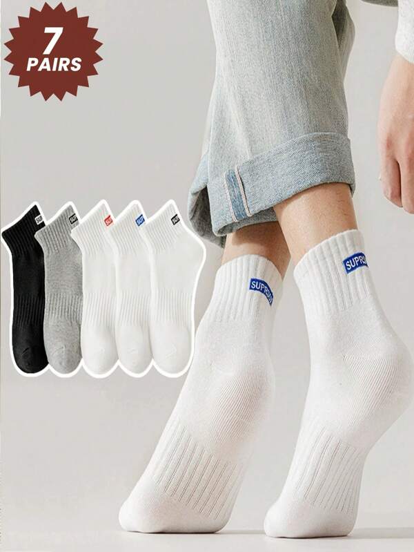 7 pares de calcetines informales para hombre con estampado de letras de colores aleatorios, calcetines cortos de unicolor suaves que absorben la humedad con parche en el talón y calcetines deportivos de tobillo, para primavera/verano