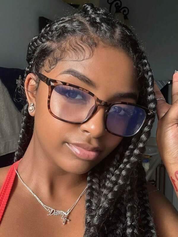 Gafas de montura rectangular clásica con remaches, lentes de moda para mujer con filtro para computadora