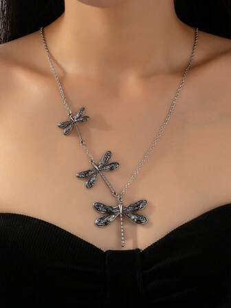 1 pezzo Collana con ciondolo a forma di libellula in stile gotico, in materiale metallico vintage, adatto per uso quotidiano delle donne