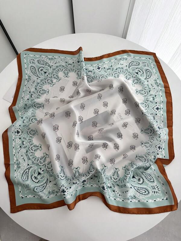 1 peça de cachecol quadrado pequeno de 70 cm com estampa de paisley de seda sintética, lenço de cabeça/pescoço leve e versátil para mulheres e homens