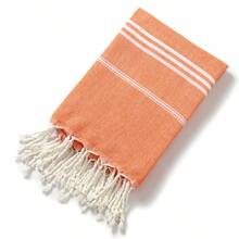 1pc Towel, Quick-Drying, Anti-Sand, Absorbent Beach Towel With Striped Tassel