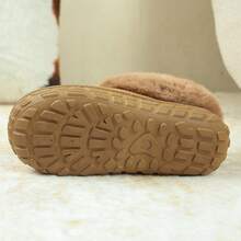 Botas de nieve con forro de piel sintética para mujer, nueva temporada 2025, suela gruesa antideslizante, base suave para uso interior/exterior, abrigadas