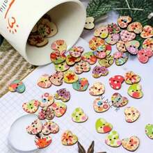 100/50/10pcs 17mm Heart Shaped Wooden Buttons 2 Holes Mixed Color Floral Pattern Printed Heart Shaped Buttons Wooden Decorative Buttons Suitable For Sewing Scrapbooking DIY Handicraft Projects