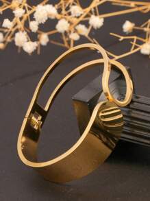 1 pièce Bracelet jonc rond simple en acier inoxydable plaqué or 18 carats. Conception polyvalente personnalisée, convient pour un port quotidien, cadeau pour petite amie ou amie