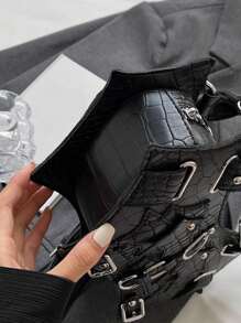 Gothic Bat Wing Handbag Y2K Rock Punk Style Rivet Decoration Solid Color Crocodile Pattern Adjustable Shoulder Strap Shoulder Crossbody Bag Suitable For Cosplay Party Halloween Music Festival Street Shooting.